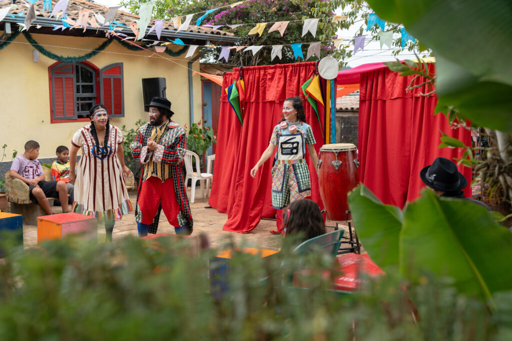 Trupe Sons do Brasil – Bar da Nida | Ouro Preto